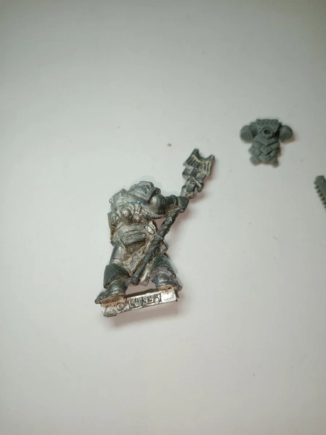 Bibliotecario metal 2 ed old hammer