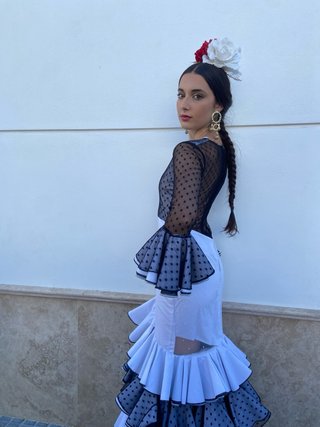 Traje de Gitana hecho a mano Negro y Blanco