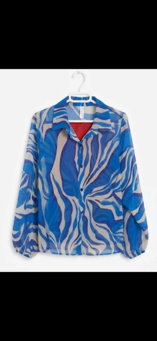 Camisa estampada azul y beige