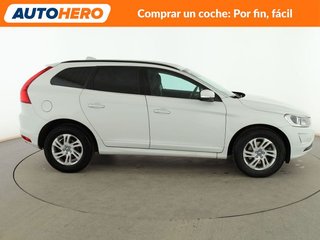 Volvo XC60 2.0 D4 Momentum 2WD