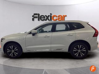 Volvo XC60 2.0 T8 AWD Momentum Auto