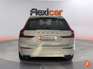 Volvo XC60 2.0 T8 AWD Momentum Auto