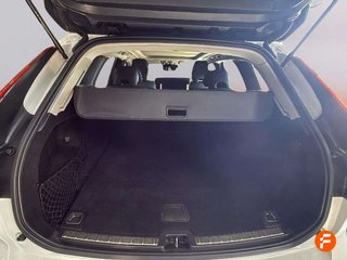 Volvo XC60 2.0 T8 AWD Momentum Auto