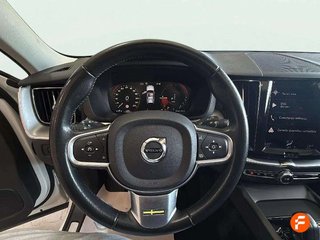 Volvo XC60 2.0 T8 AWD Momentum Auto