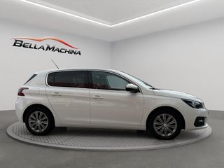 Peugeot 308 5p Allure Pack BlueHDI 130 S&S