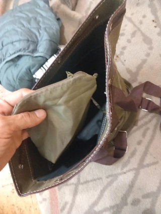 Mochila El Corte Inglés verde y marrón