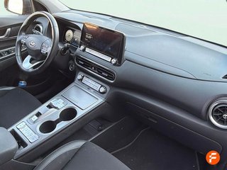 Hyundai Kona 100kW EV Maxx