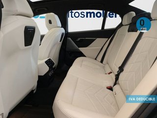 BMW i5 eDrive40 250 kW (340 CV)
