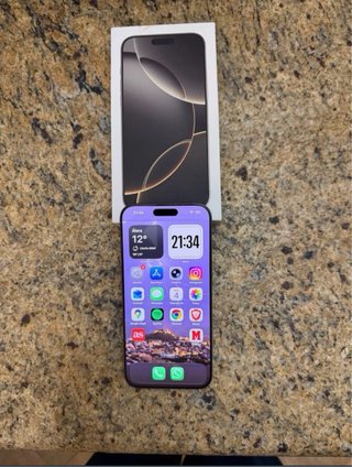iPhone 16 Pro Max Plata/Gris Espacial