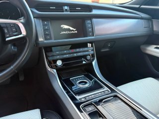 Jaguar XF 2016