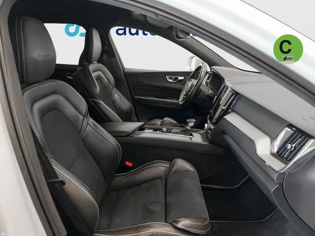 Volvo XC60 D4 R-Design Auto 140 kW (190 CV)
