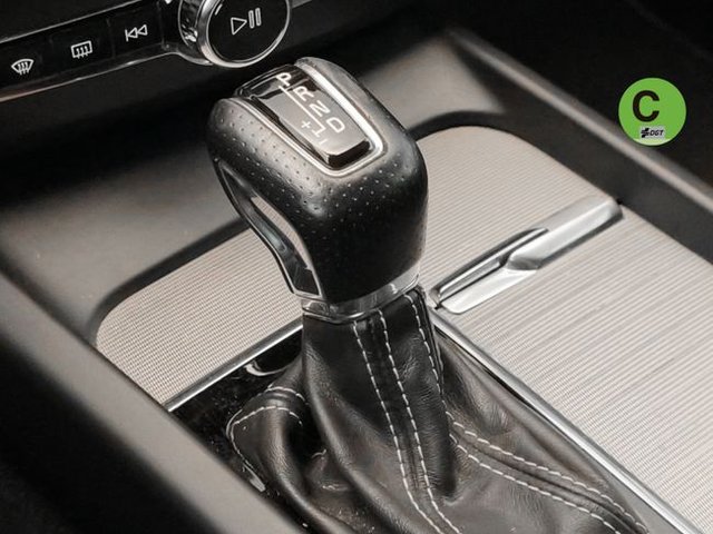 Volvo XC60 D4 R-Design Auto 140 kW (190 CV)