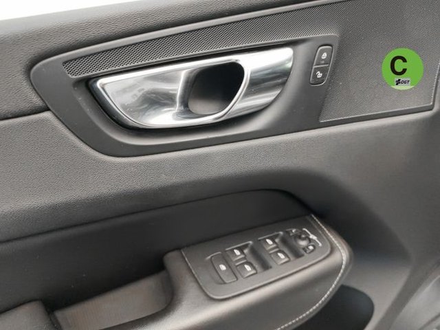 Volvo XC60 D4 R-Design Auto 140 kW (190 CV)