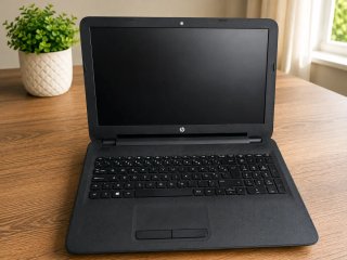 Due laptop HP nero/grigio in vendita