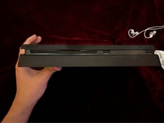 PS4 500GB (PlayStation 4) senza controller