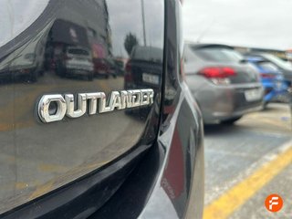 Mitsubishi Outlander 200 MPI Motion CVT 2WD 5 Plazas