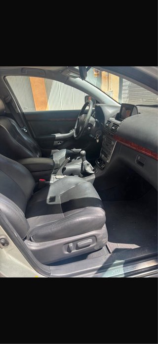 Toyota Avensis 2004