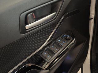 TOYOTA C-HR 1.8 VVT-I HYBRID ADVANCE AUTO 122 5P