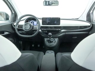 FIAT 500 HYBRID ICON BUSINESS
