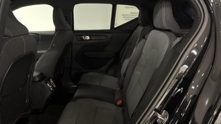 VOLVO XC40 2.0 B3 MHEV PLUS DARK DCT 163 5P