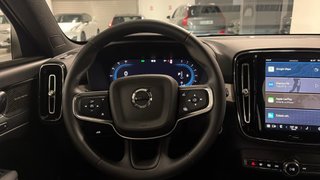 VOLVO XC40 2.0 B3 MHEV PLUS DARK DCT 163 5P