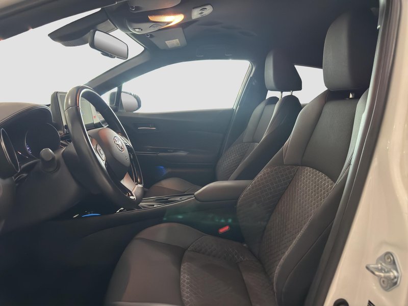 Toyota C-HR 2022, foto 12