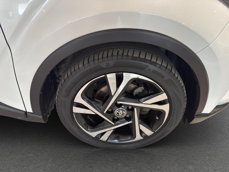 Toyota C-HR 2022, foto 16