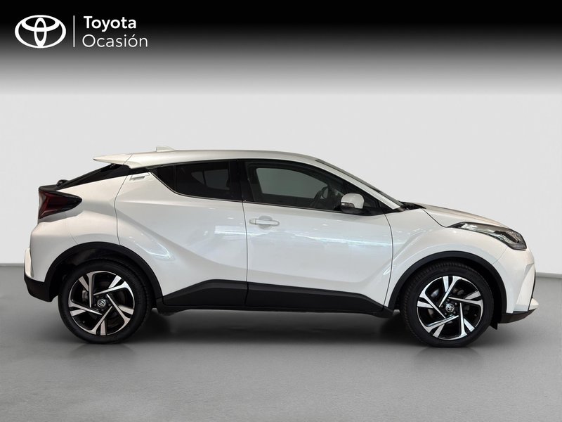 Toyota C-HR 2022, foto 17