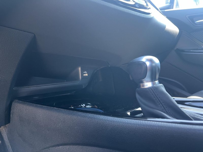 Toyota C-HR 2.0 180H Advance 2022, foto 25