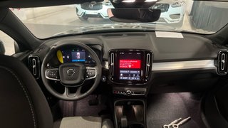 VOLVO XC40 2.0 B3 MHEV CORE DCT 163 5P