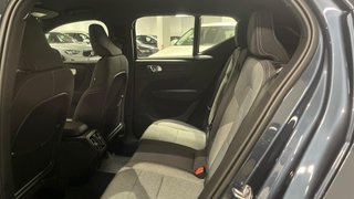 VOLVO XC40 2.0 B3 MHEV CORE DCT 163 5P