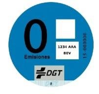 VOLVO XC40 1.5 T4 RECHARGE CORE DCT 211 5P