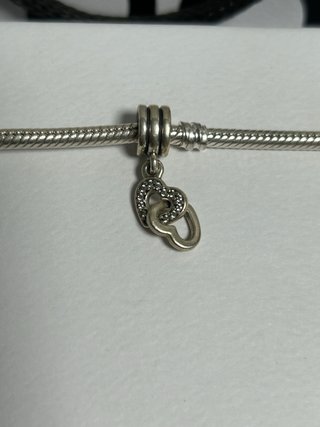 Pulsera Pandora Original con 2 Charms
