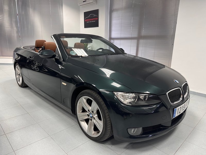 BMW 330i cabrio - foto 1