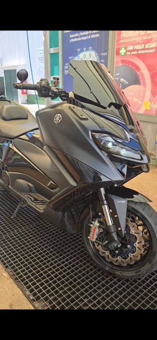 Yamaha TMAX 560 2023 BLACK!