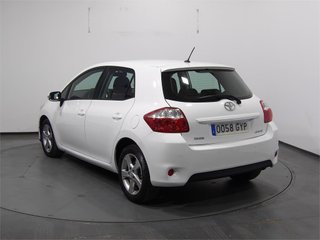 TOYOTA Auris 1.4 D-4D Luna Plus M/M