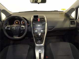 TOYOTA Auris 1.4 D-4D Luna Plus M/M