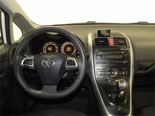 TOYOTA Auris 1.4 D-4D Luna Plus M/M