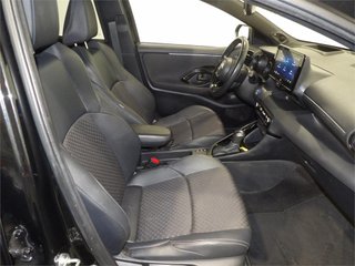 TOYOTA Yaris 1.5 120H Style Plus