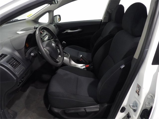 TOYOTA Auris 1.4 D-4D Luna Plus M/M