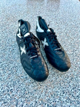 BOTAS DE FÚTBOL MUNICH PARIS TALLA 44