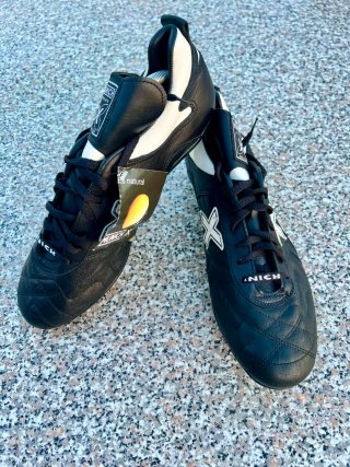 BOTAS DE FÚTBOL MUNICH PARIS TALLA 44