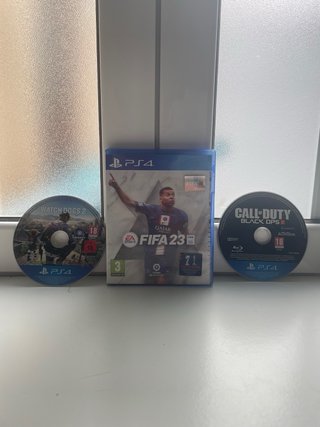PlayStation 4 1TB + 3 Giochi PS4