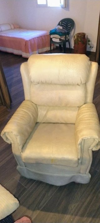 Butaca Cuero antiguo