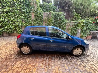 Renault Clio 2012 1.2 16v 75 Yahoo 5p