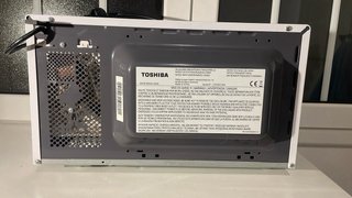 Microondas Toshiba 20L 700W Manual Blanco