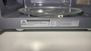 Microondas Toshiba 20L 700W Manual Blanco