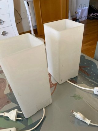 Lámparas de mesita (2 unidades) con bombilla.