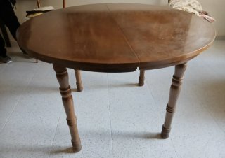 Mesa redonda de madera plegable