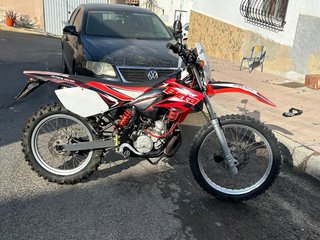 Beta RRT Enduro/Motocross Roja y Blanca